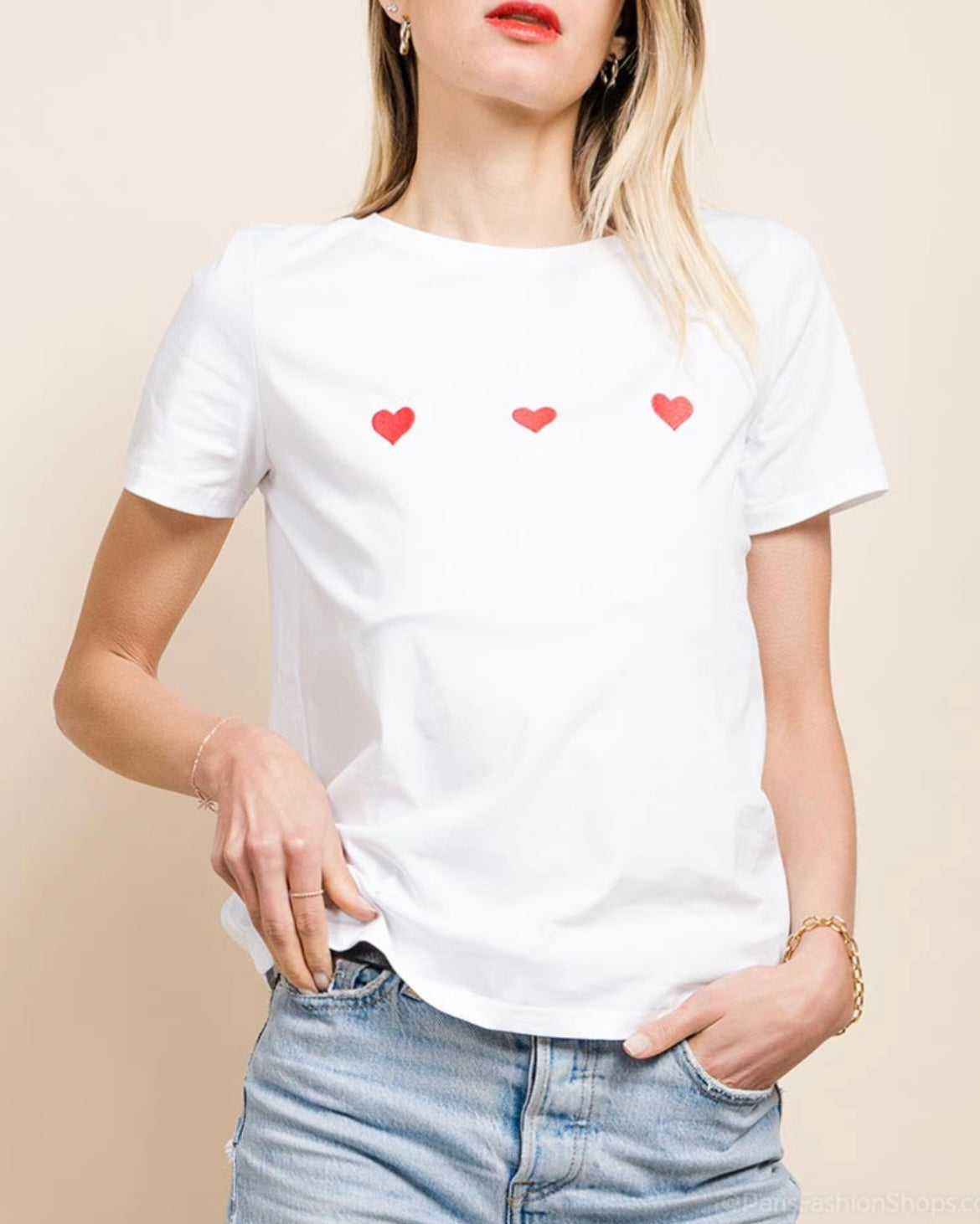 T-Shirt met rode hartjes